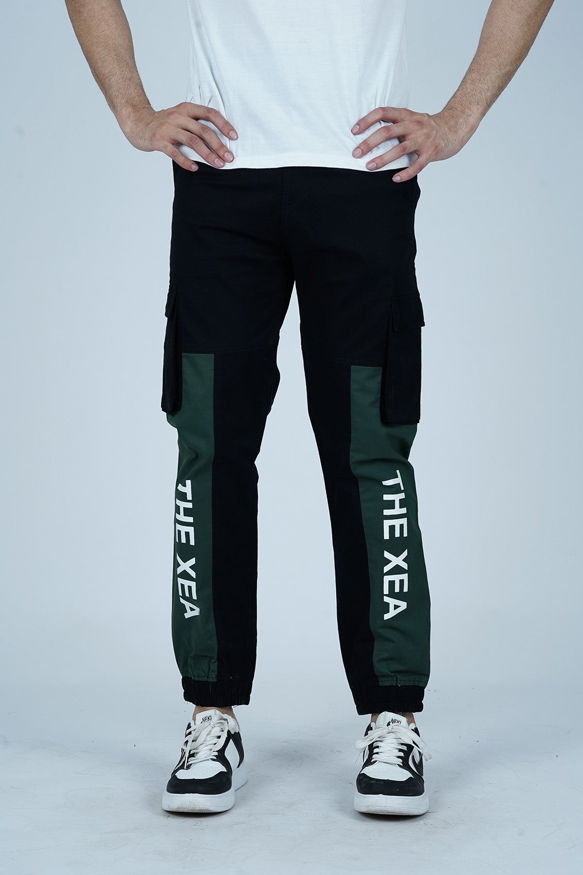 Men's Black Cotton Cargo Pant - CrossFitters